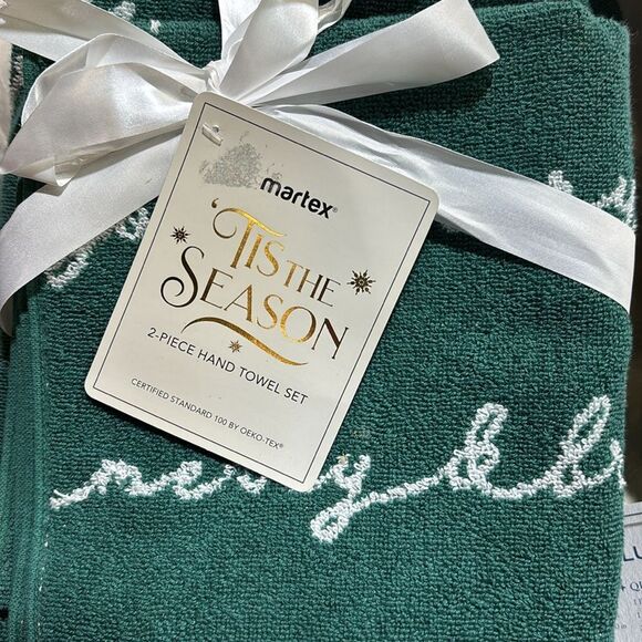 Martex 2-Pack Holiday Script Green Hand Towels - Picture 2 of 3